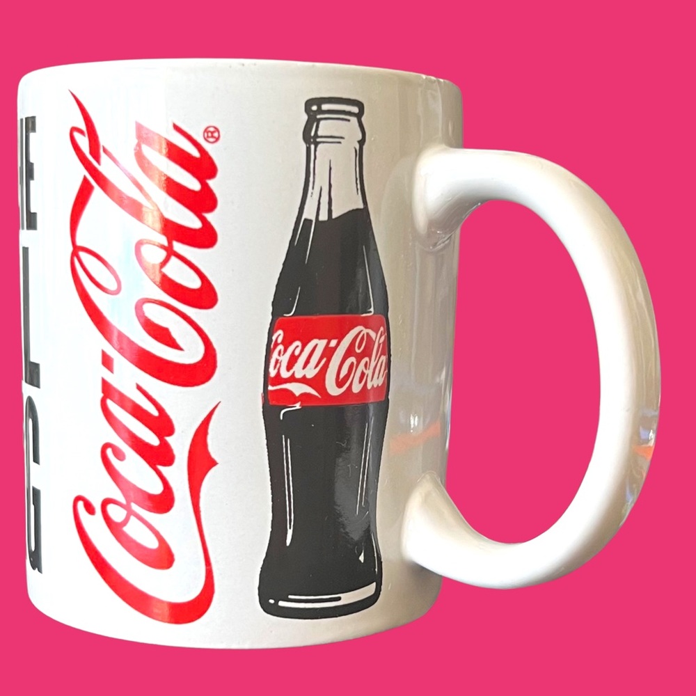 Vintage Coca-Cola Mug "It's The Real Thing" Coke Slogan Coffee Cup Mug. - Picture 3 of 13